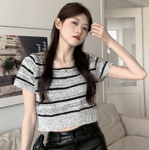 24030094 main image