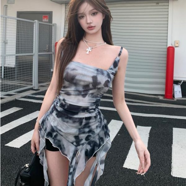 24040369 main image