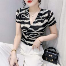 24040165 main image
