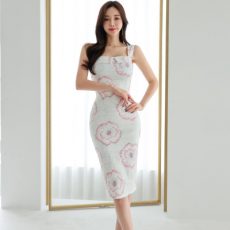 24040299 main image