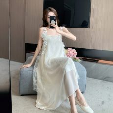 24040410 main image