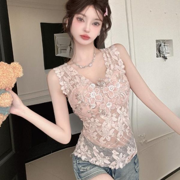 24050429 main image