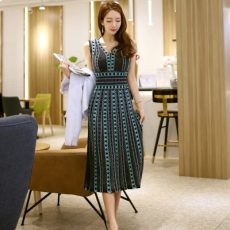 24050219 main image