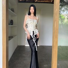 24050286 main image